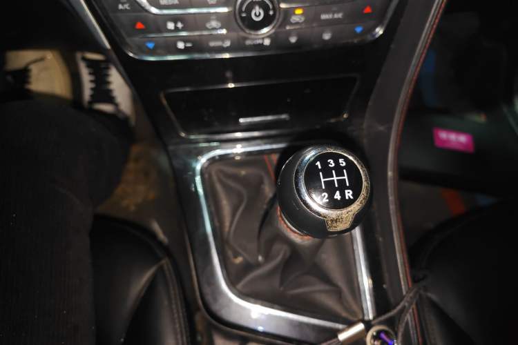 Used Venucia T70 2018 1.4T Manual Enjoyment Edition