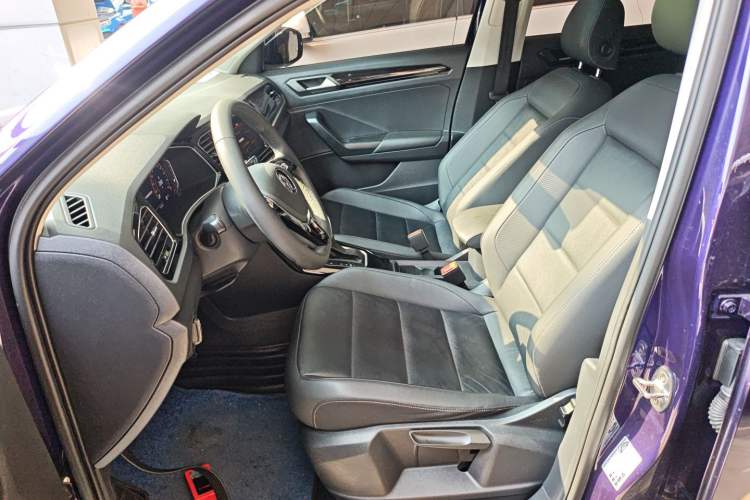 Used Volkswagen T-ROC 2020 280TSI DSG Two-Wheel Drive Comfort Version