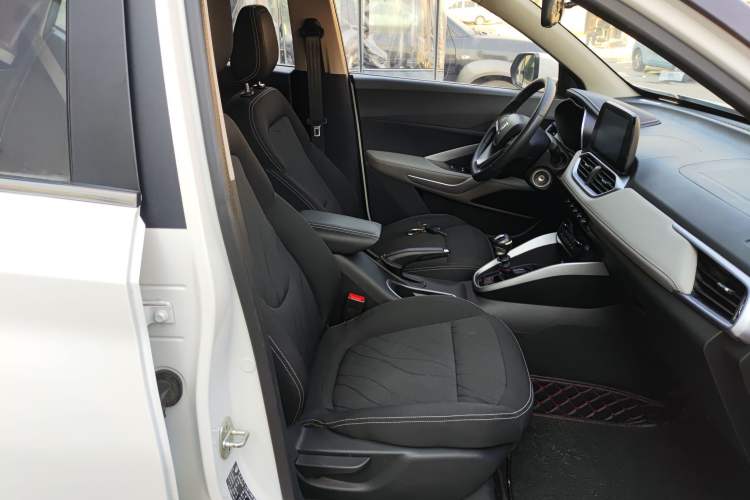 Used Baojun 510 2019 1.5L Manual Enjoyment Model 77kW China VI Emission Standard