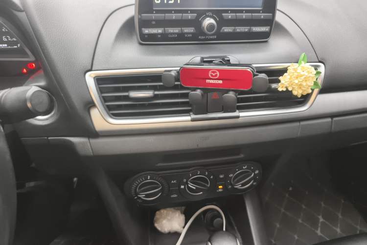 Used Mazda 3 Axela 2016 Sedan 1.5L Automatic Comfort Model Audio And AC Panel