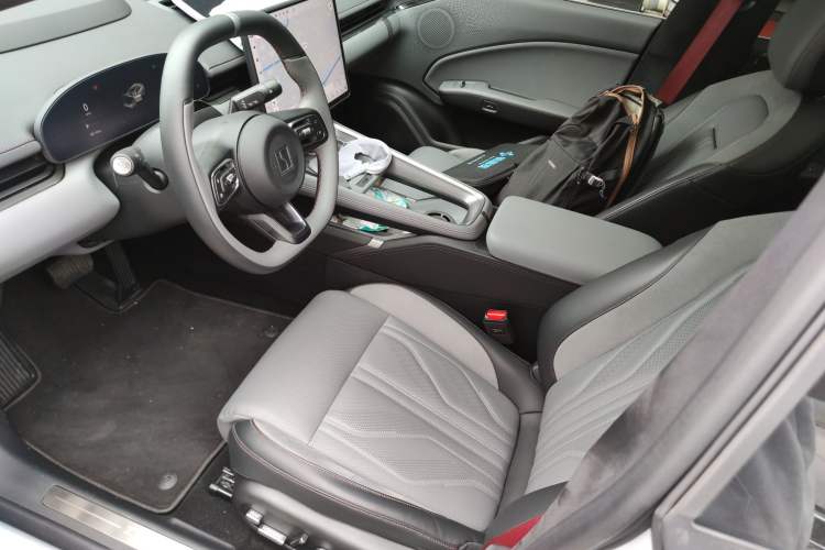 Used Zeekr 007GT 2025 Rear-Drive Intelligent Driving Version 75 kWh