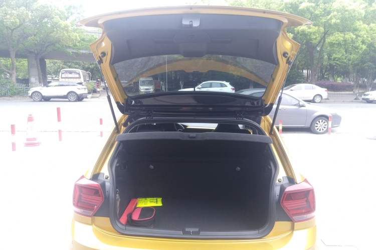 Used Volkswagen Polo 2019 Plus 1.5L Automatic Beats Trendy Cool Edition
