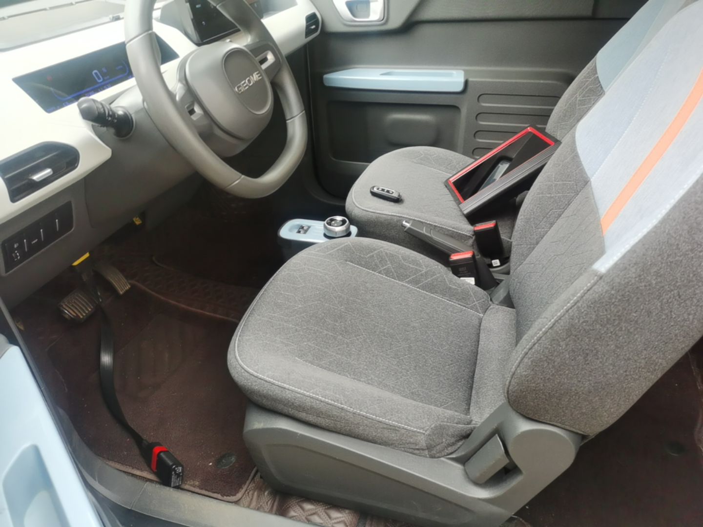 Geely Galaxy Panda 2023 Panda Mini 200km Endurance Bear — снимка 17