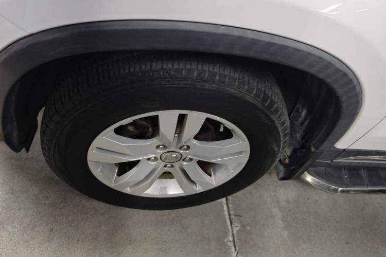 Used CHANGAN CS75 2014 2.0L Manual Luxury Version China IV Standard