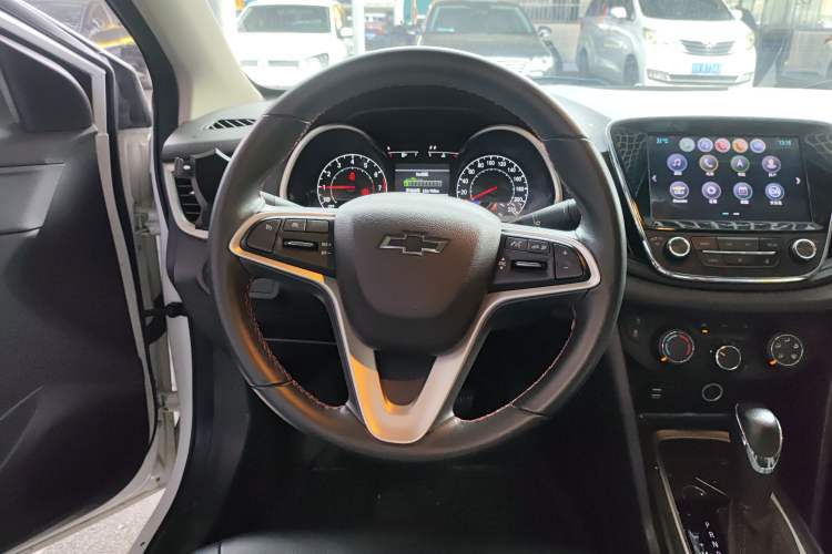 Used Chevrolet Monza 2019 Redline 320T Dual-Clutch Sporty Version China VI Standard Steering Wheel
