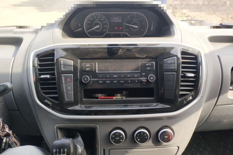 Used SAIC MAXUS Xintu V80 