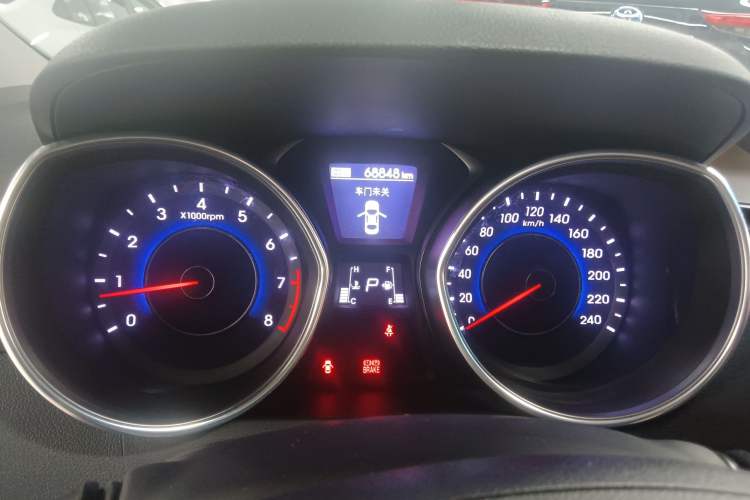 Used Hyundai Elantra (5th Generation / Langdong) 2016 1.6L Automatic Prestige Model
