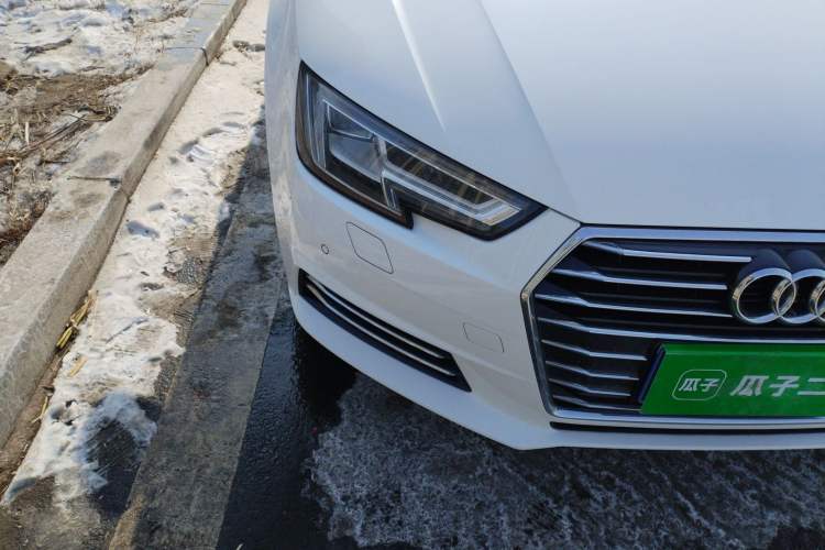 Used Audi A4L 2018 30th Anniversary Edition 40 TFSI Fashion Model