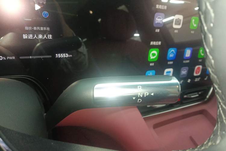 Used Hima AITO M8 2025 Extended-Range Max+ Version 53.4 kWh 5-Seater Edition Gear Lever