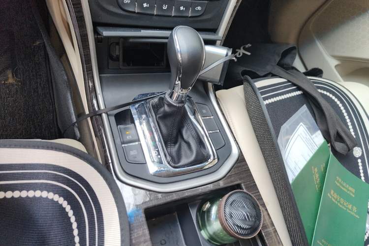 Used CHANGAN Raeton 2014 1.8T Automatic Elite Anniversary Edition China IV Standard