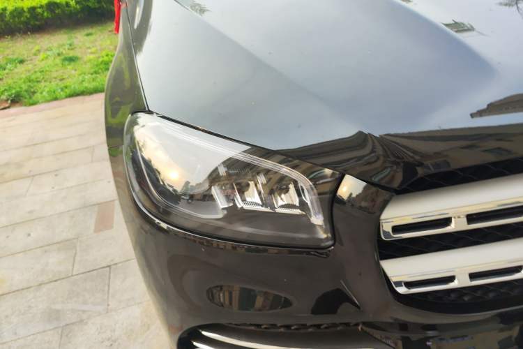 Used Mercedes-Benz GLS 2023 Second Facelift GLS 450 4MATIC Stylish Version Right Front Headlight