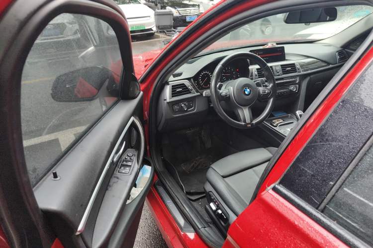 Used BMW 3 Series 2018 320Li M Sport Night Edition Driver Seat