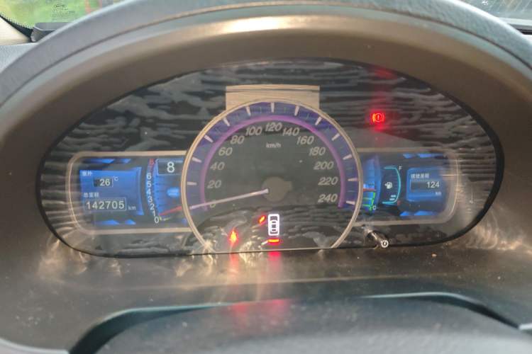 Used BYD S6 2014 2.0L Manual Luxury 5-Seater Instrument Cluster