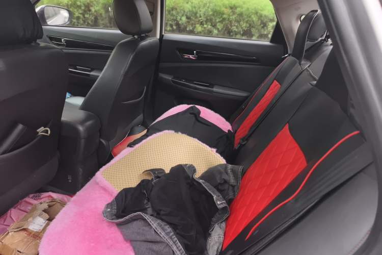 Used CHANGAN Eado 2015 1.6L Manual Luxury Model China V Standard Left Rear Seat