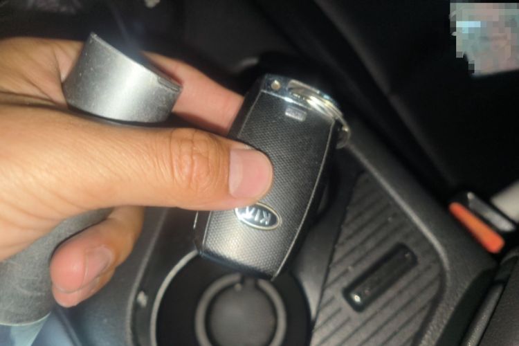 Used Kia K5 2014 2.0L Automatic LUXURY