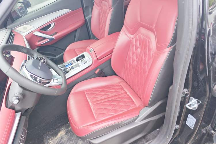 Used JETOUR X70 PLUS 2023 1.6T DCT Stronger 5-Seater