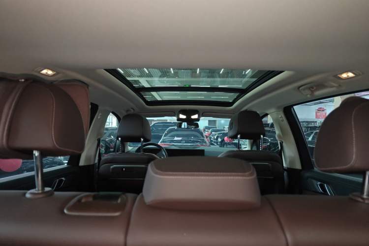 Used BMW X5 2023 xDrive 30Li M Sport Package
