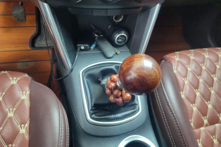 Used Mazda CX-5 2015 2.0L Manual Two-Wheel Drive Comfort Version