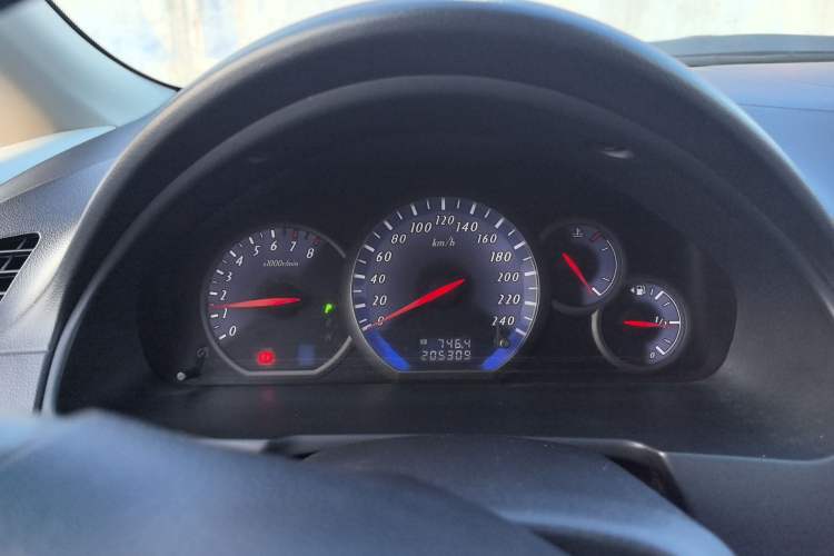 Used Mitsubishi Grandis 2009 2.4 6-Seater Elite Edition Instrument Cluster