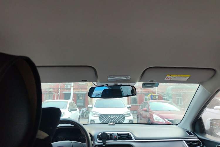 Used Hyundai Verna (older generation) 2017 1.4L Manual Refreshed Version China VI Standard