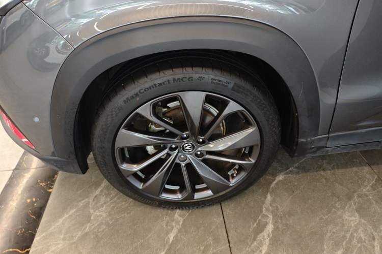 Used CHANGAN UNI-T 2020 1.5T Flagship Version Left Front Wheel Hub