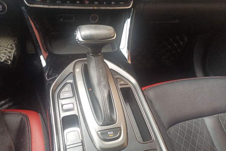 Used GAC Trumpchi GS4 COUPE 2020 270T Automatic Luxury Edition Gear Lever