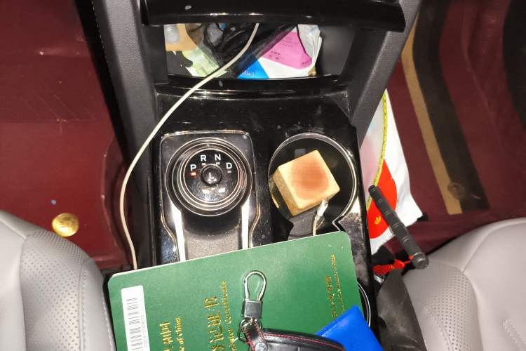 Used Ford Escape 2020 EcoBoost 245 Two-Wheel-Drive Titanium Edition
