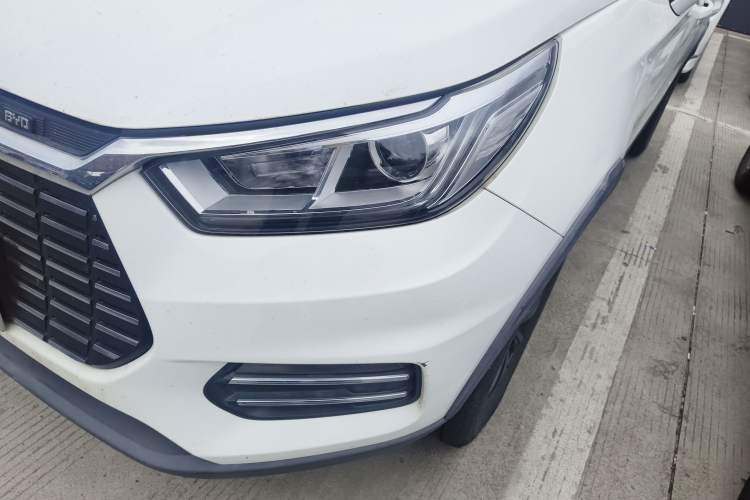 Used BYD Yuan New Energy 2018 EV360 Smart Connect Cool Edition
