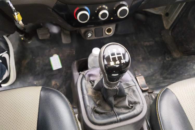 Used Foton Xiangling M  Gear Lever