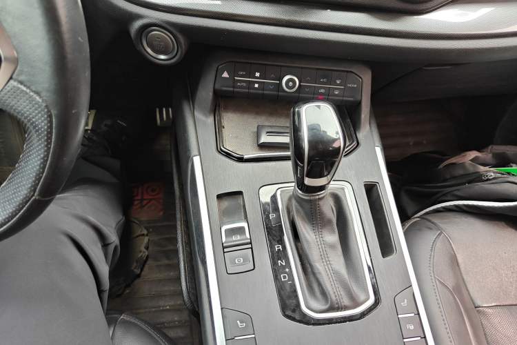 Used Wey VV5 2017 2.0T Flagship Edition
