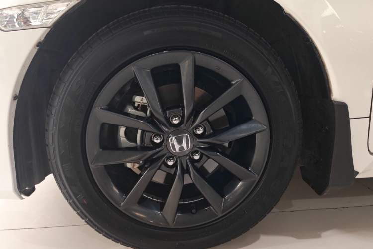 Used Honda Civic 2016 220TURBO CVT Prestige Edition
