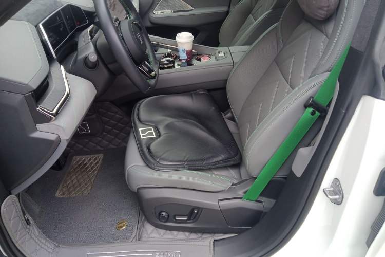 Used Zeekr 001 2023 WE Edition 86 kWh
