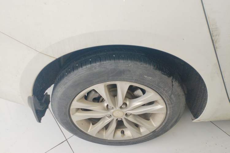 Used Buick Verano 2019 Sedan 20T Dual-Clutch Leading Model
