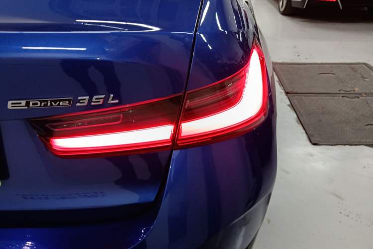 Used BMW i3 2022 eDrive 35 L Exterior 3