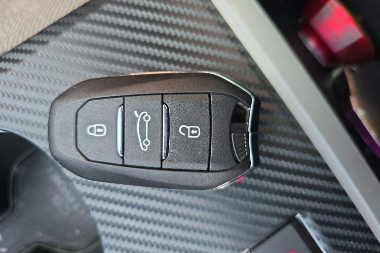 Used Citroen C5 X 2022 1.6T Extraordinary Style—Year of the Tiger New-Year Special Edition
