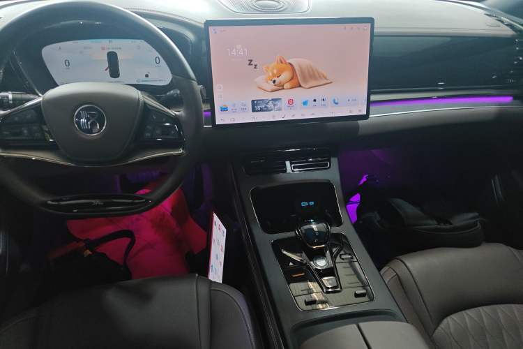 Used BYD Han 2024 DM-i Glory Edition 121KM Premium Model
