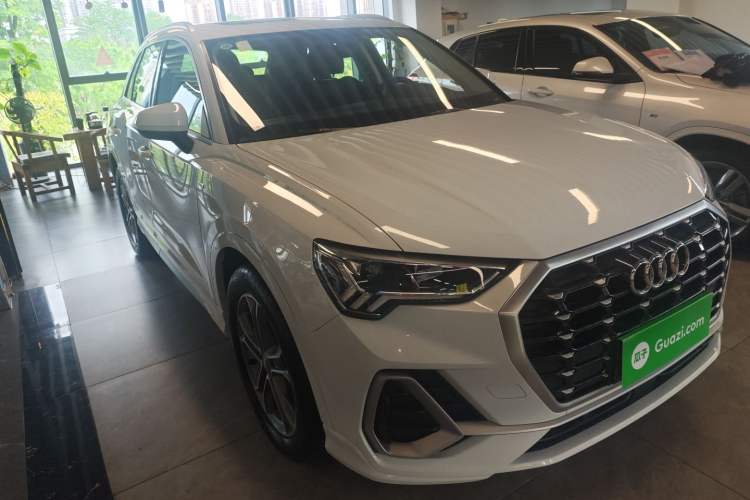 Used Audi Q3 2020 40 TFSI Fashion Dynamic Model