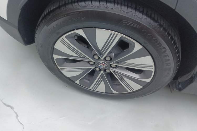 Used Buick E4 2023 Deluxe Edition