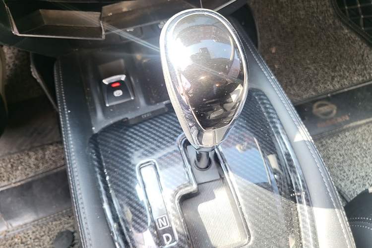 Used Nissan X-Trail 2021 2.0L CVT 2WD XL ITS Comfort Commemorative Edition Gear Lever