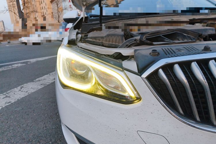 Used Buick GT 2016 15N Automatic Elite Edition Right Front Headlight