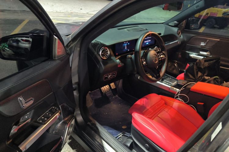 Used Mercedes-Benz GLB 2021 GLB 200 Dynamic Edition Driver Seat