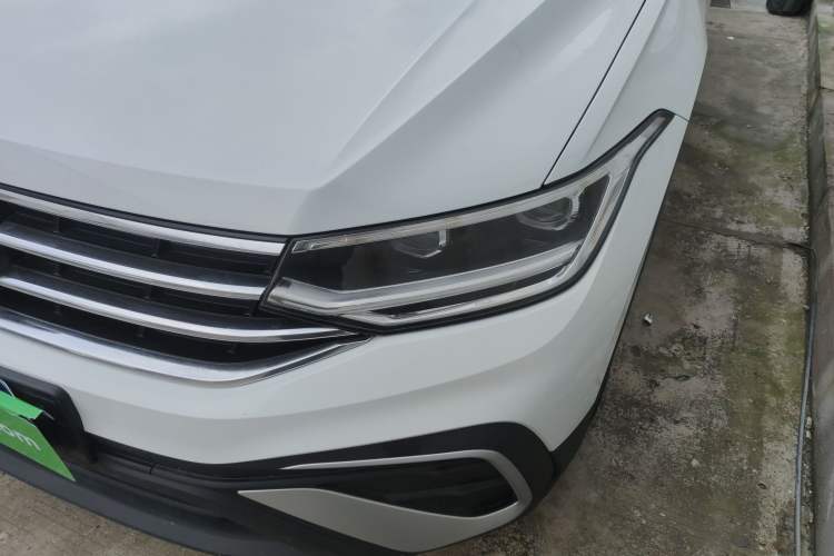 Used Volkswagen Tiguan L 2024 300TSI Automatic Two-Wheel Drive Smart Edition
