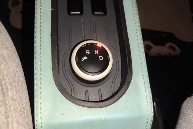 Used Wuling Hongguang MINIEV 2021 Macaron Premium Model – Lithium-NMC
