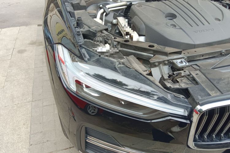 Used Volvo XC60 2024 B5 4x4 Smart Luxury Edition