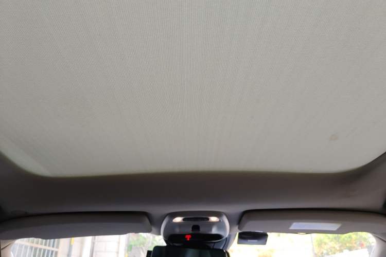 Used Volvo V40 2018 T3 Zhiyi Edition Headliner