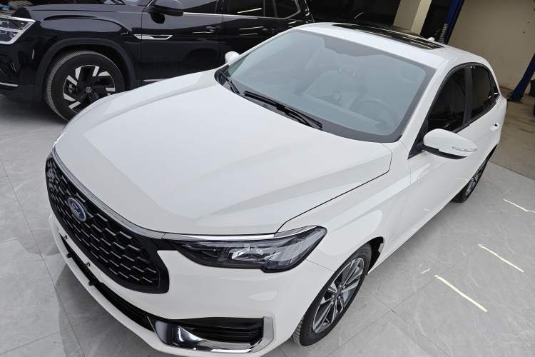 Used Ford Escort 2021 1.5L Automatic Diamond Edition