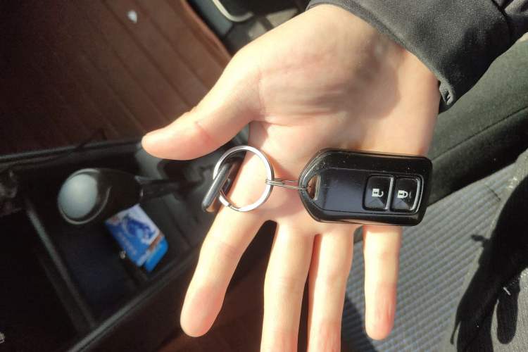 Used Toyota YARiS L Zhi Xuan 2016 Revised 1.5E CVT Charming Edition
