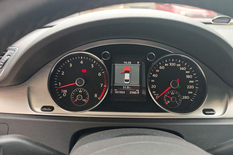 Used Volkswagen FAW-Volkswagen CC 2013 1.8TSI Luxury Model Instrument Cluster