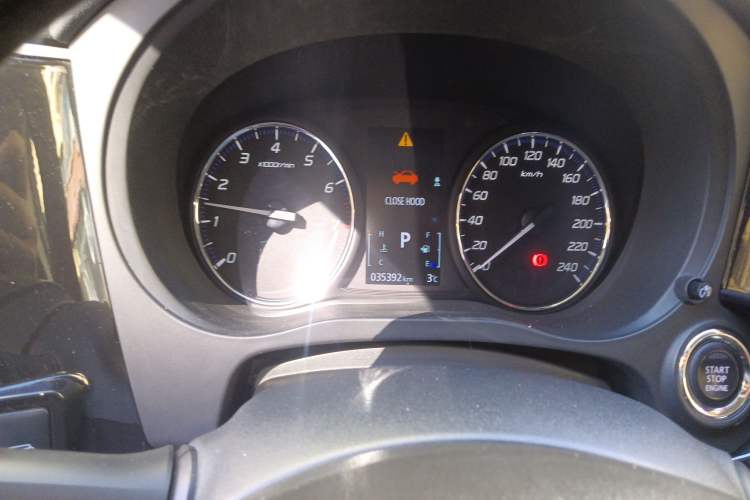 Used Mitsubishi Outlander 2019 2.0L Two-Wheel Drive Comfort Edition 5 Seats China V Standard
