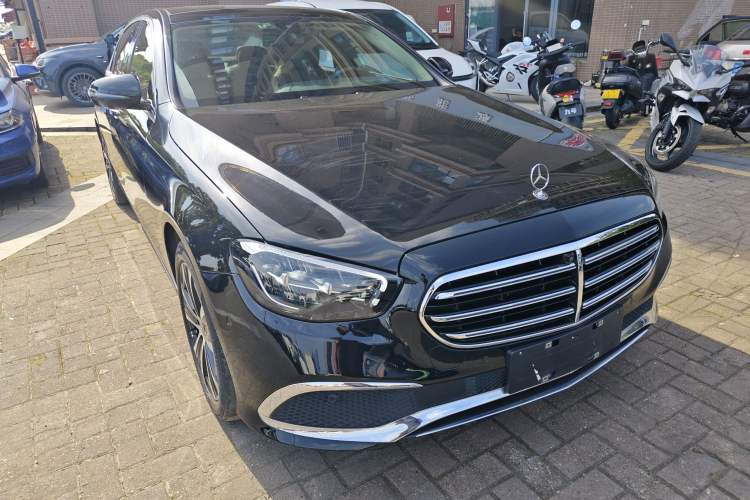 Used Mercedes-Benz E-Class New Energy 2022 Restyled E 350 e L Plug-in Hybrid Sports Sedan